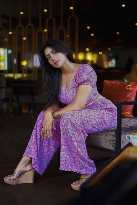 lucknow call girl